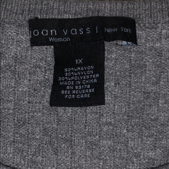 Tunic sweater size 1X - Picture 2 of 3